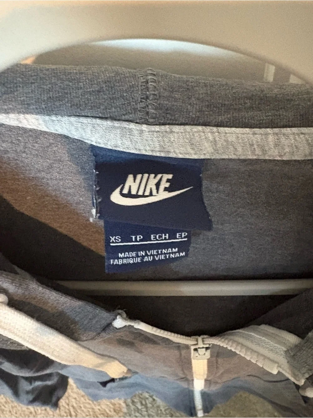 Nike Women's Dark Gray Zip-Up Hoodie Jacket